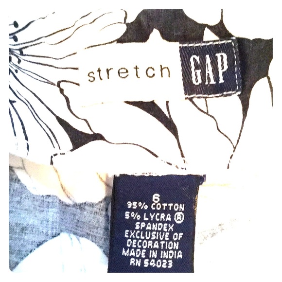 Gap Capri Pants Floral print beaded detail - Picture 2 of 6